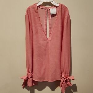❤️ C/MEO COLLECTIVE DEEP V-NECK BOW CUFF BLOUSE / TOP, MEDIUM